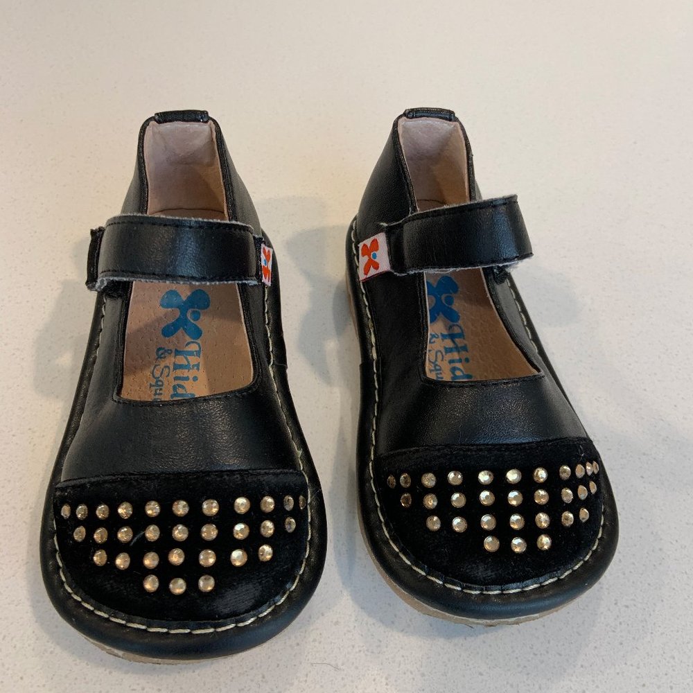 Hide & Squeak black party shoes toddler size 5
